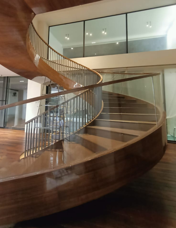 hekur-escalier